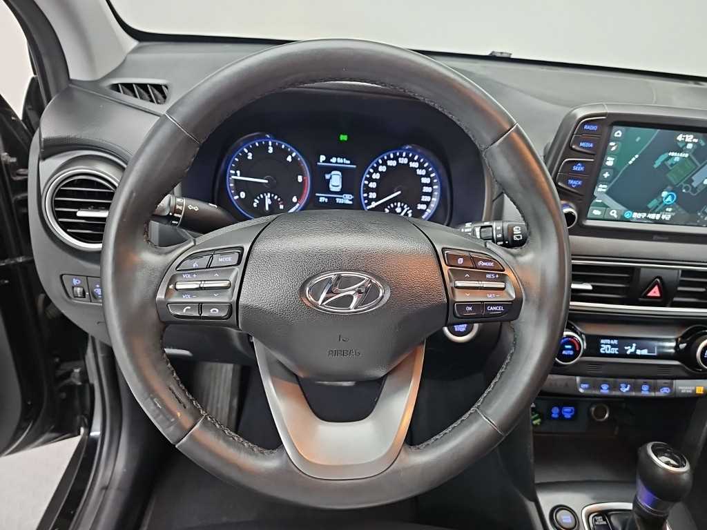 HYUNDAI Kona - Vista 9