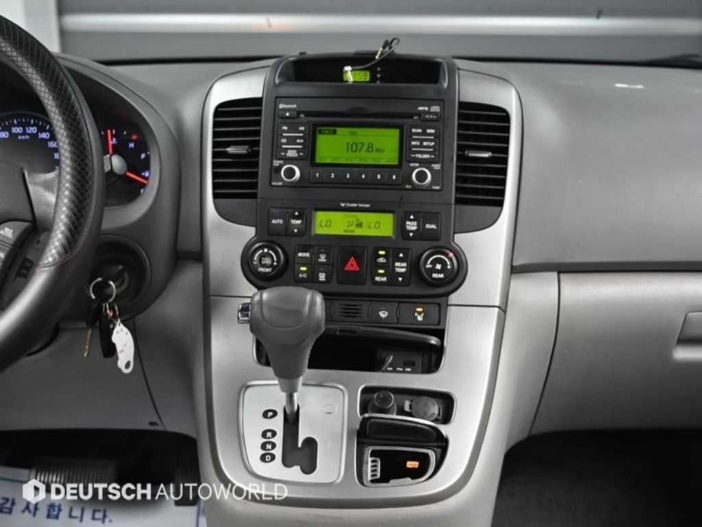KIA Carnival 2012 Gris - Importación desde Corea - HF Imports Iquique - Foto 15