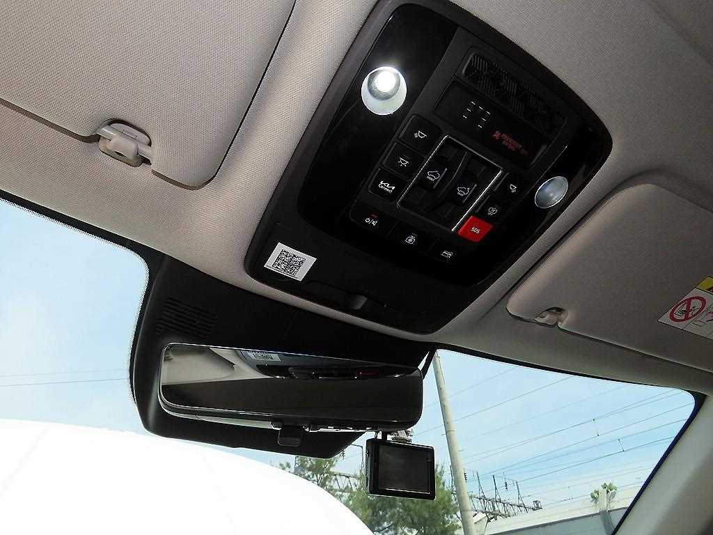 KIA Carnival 2024 Blanco - Importación desde Corea - HF Imports Iquique - Foto 15