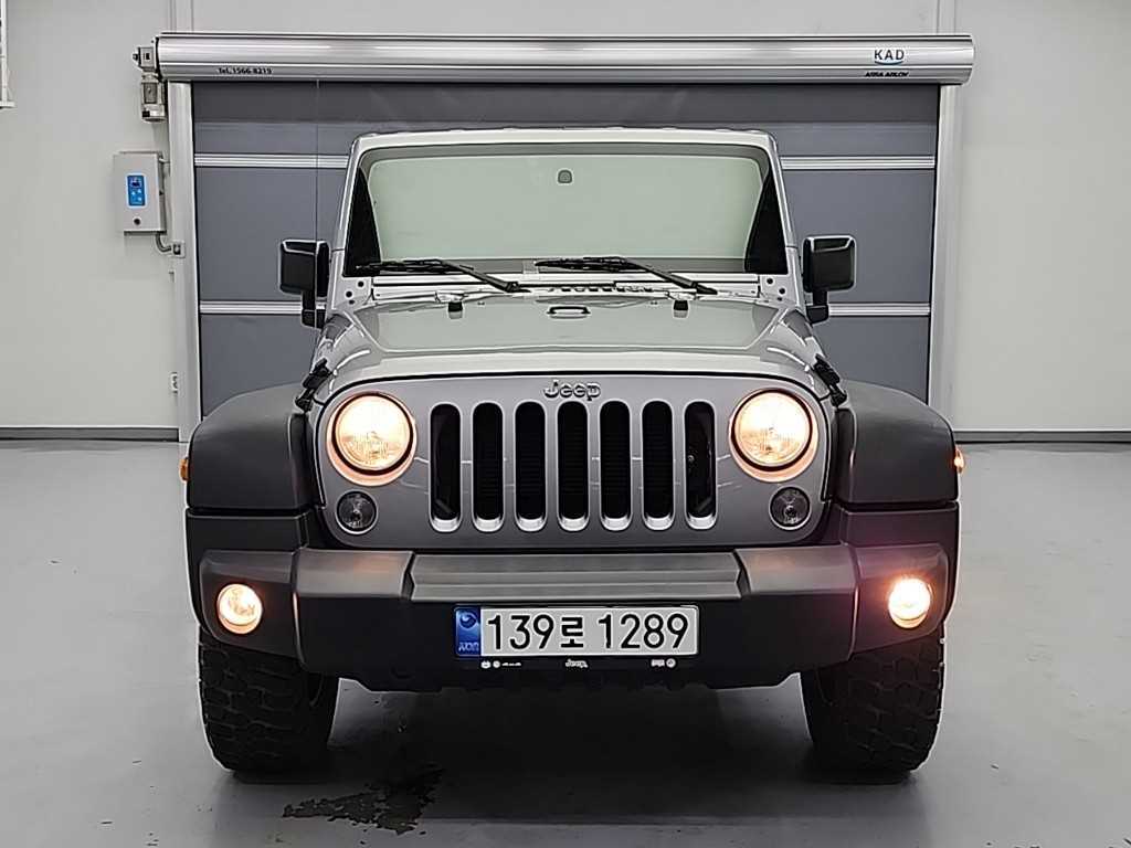 Jeep Wrangler - Vista 2