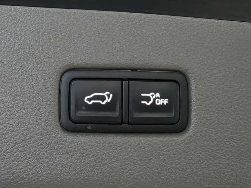 KIA Carnival - Vista 7