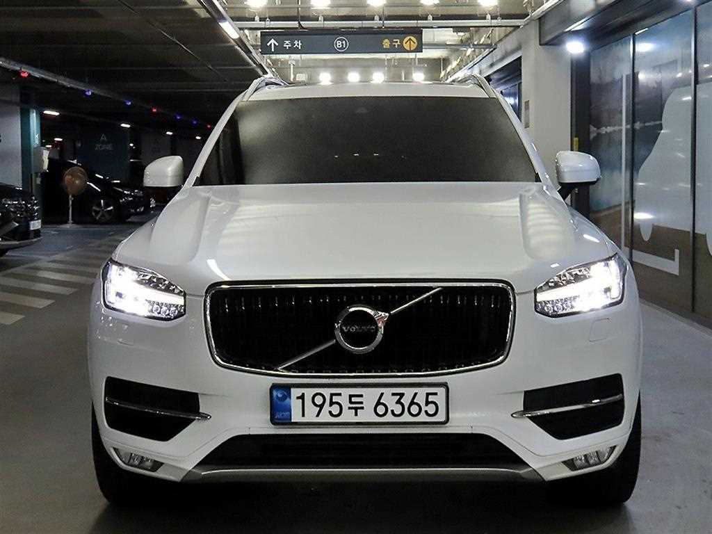 Volvo XC90 - Vista 2