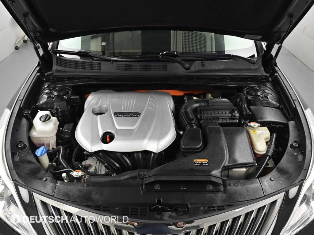 HYUNDAI Grandeur - Vista 6
