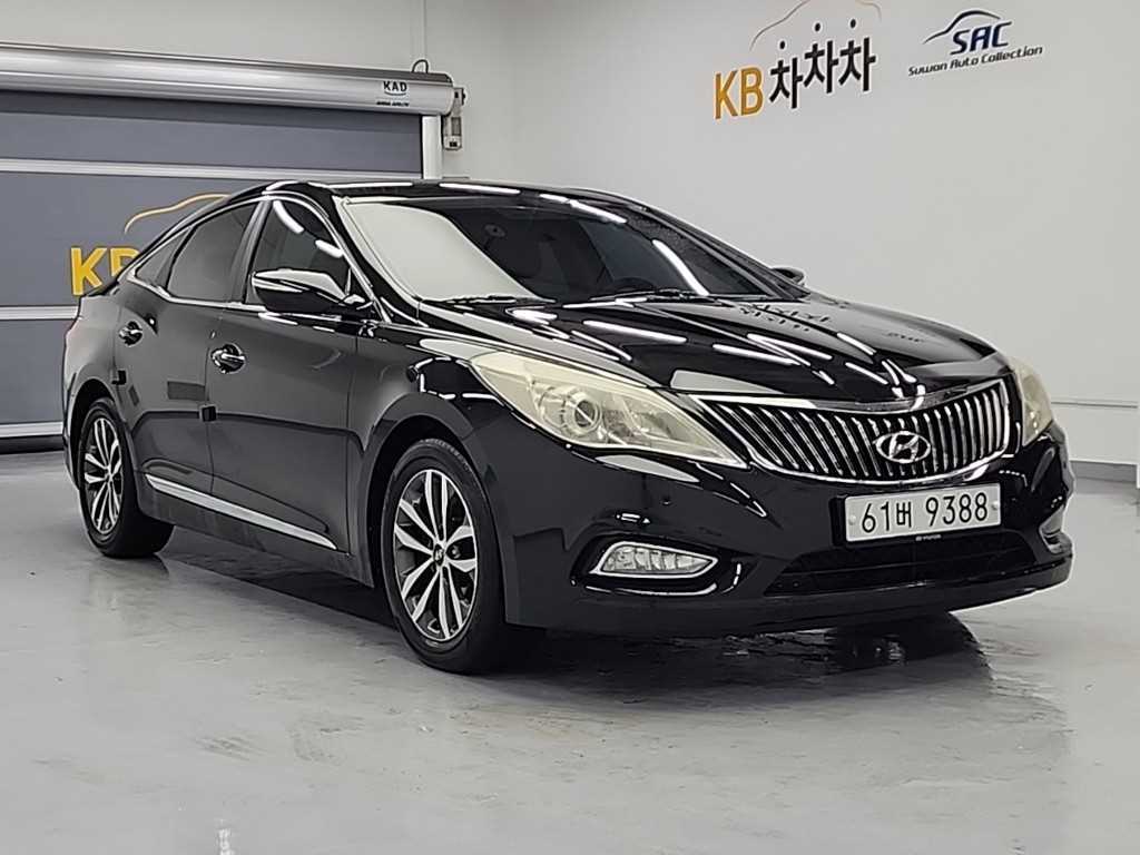 HYUNDAI Grandeur - Vista 3