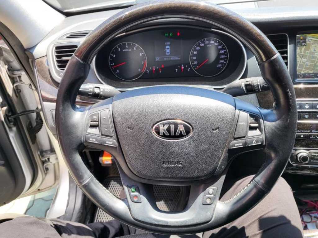 KIA K7 - Vista 7