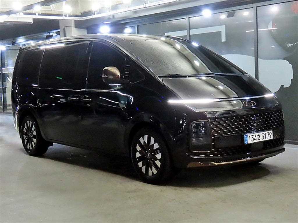 HYUNDAI Staria 2023 Negro - Importación desde Corea - HF Imports Iquique - Foto 1