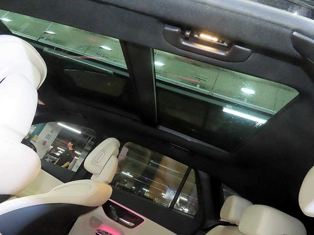Mercedes Benz GLC Class 2023 Negro - Importación desde Corea - HF Imports Iquique - Foto 15