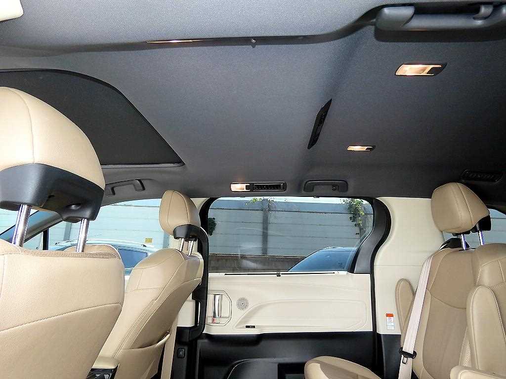 Toyota Siena 2021 Gris - Importación desde Corea - HF Imports Iquique - Foto 17