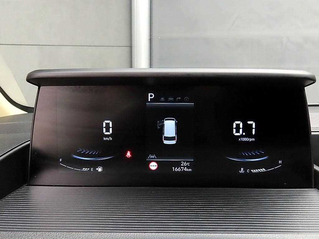 HYUNDAI Staria - Vista 8