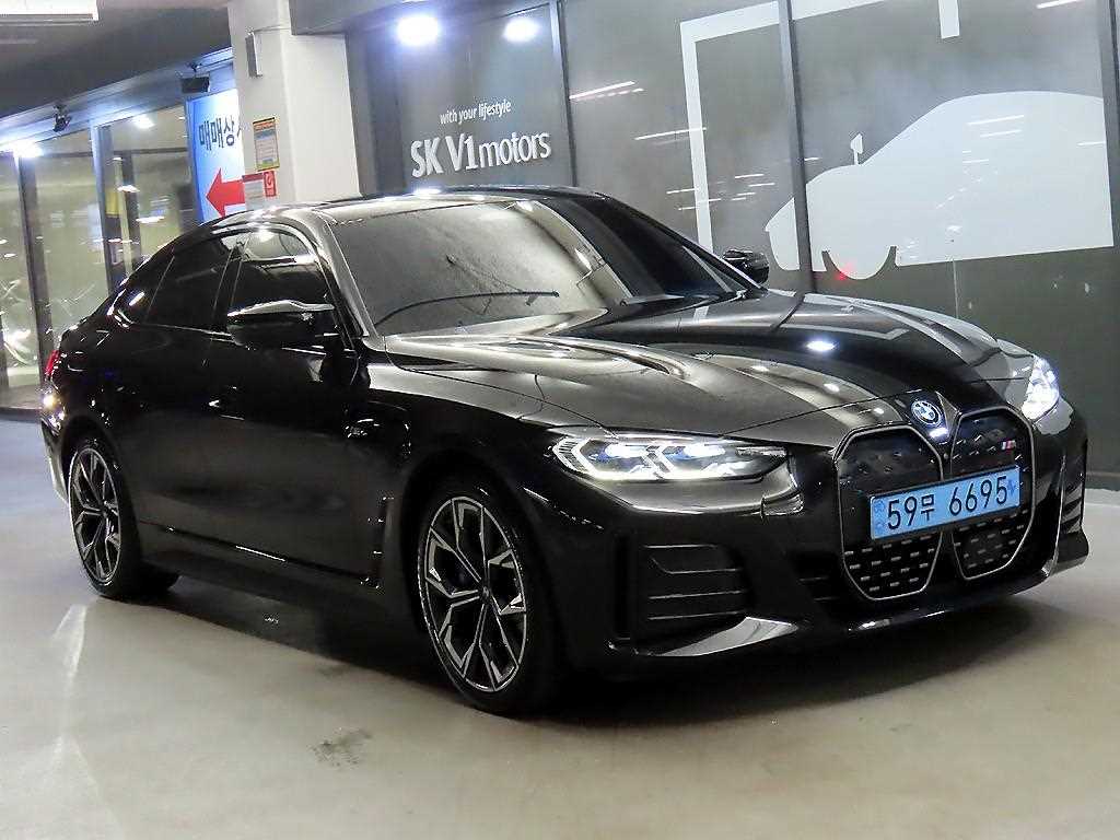 BMW i4 2022 Negro - Importación desde Corea - HF Imports Iquique - Foto 1