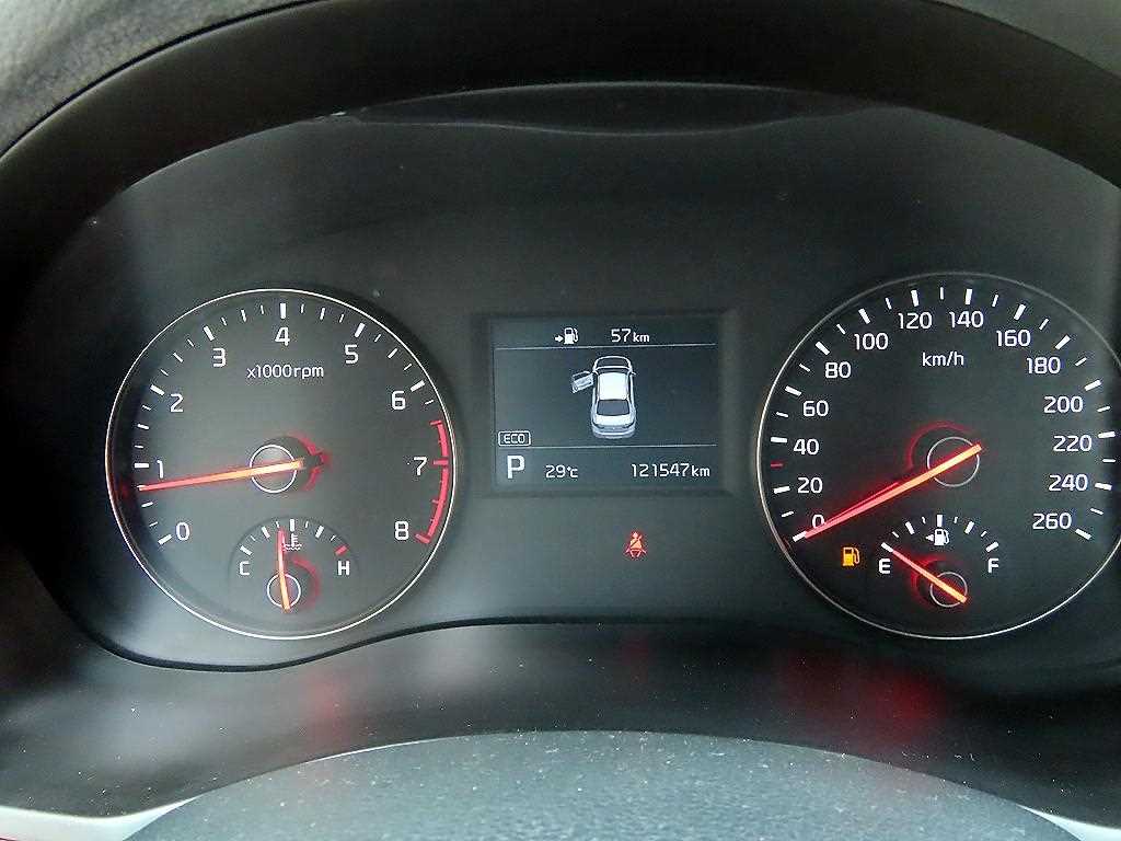 KIA K7 - Vista 9