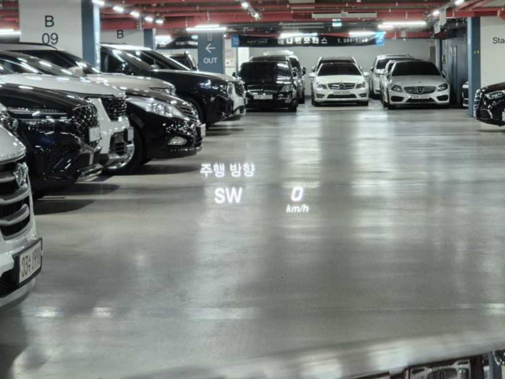 Mercedes Benz C Class - Vista 12