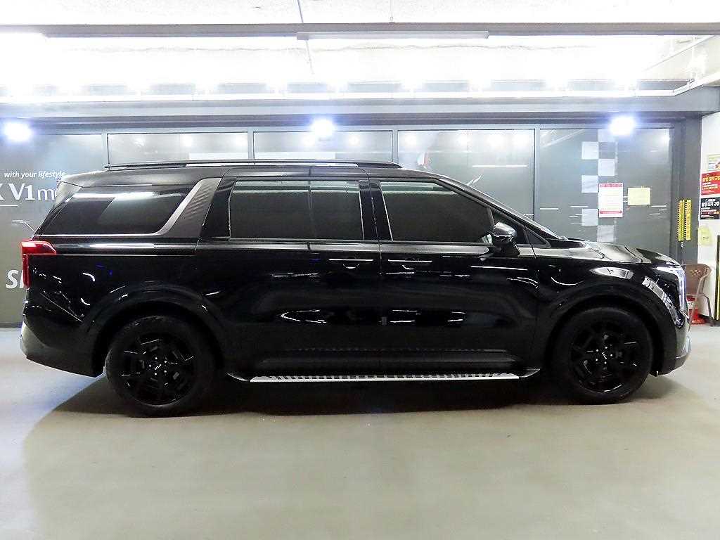 KIA Carnival - Vista 3