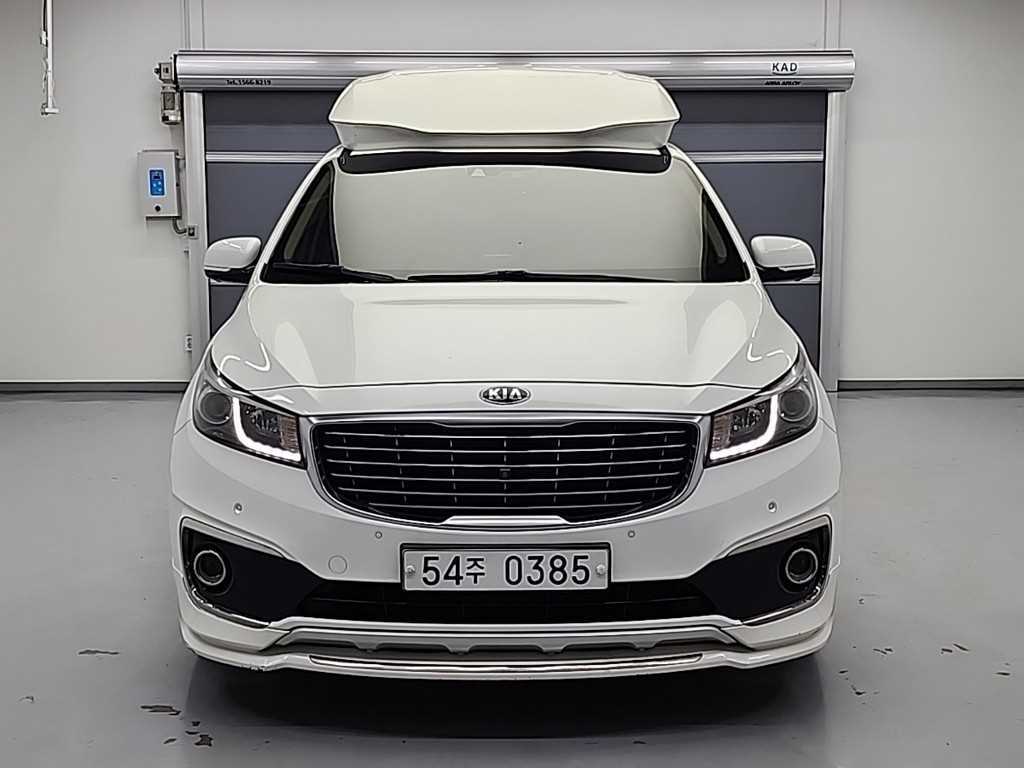 KIA Carnival - Vista 2