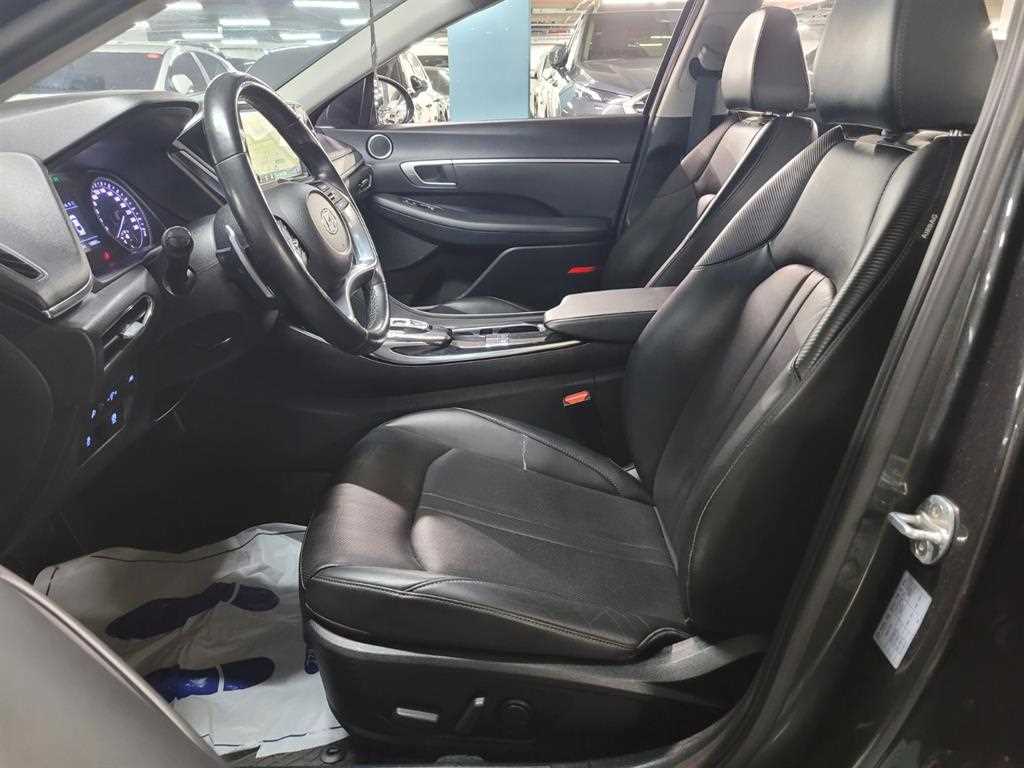 HYUNDAI Sonata - Vista 6