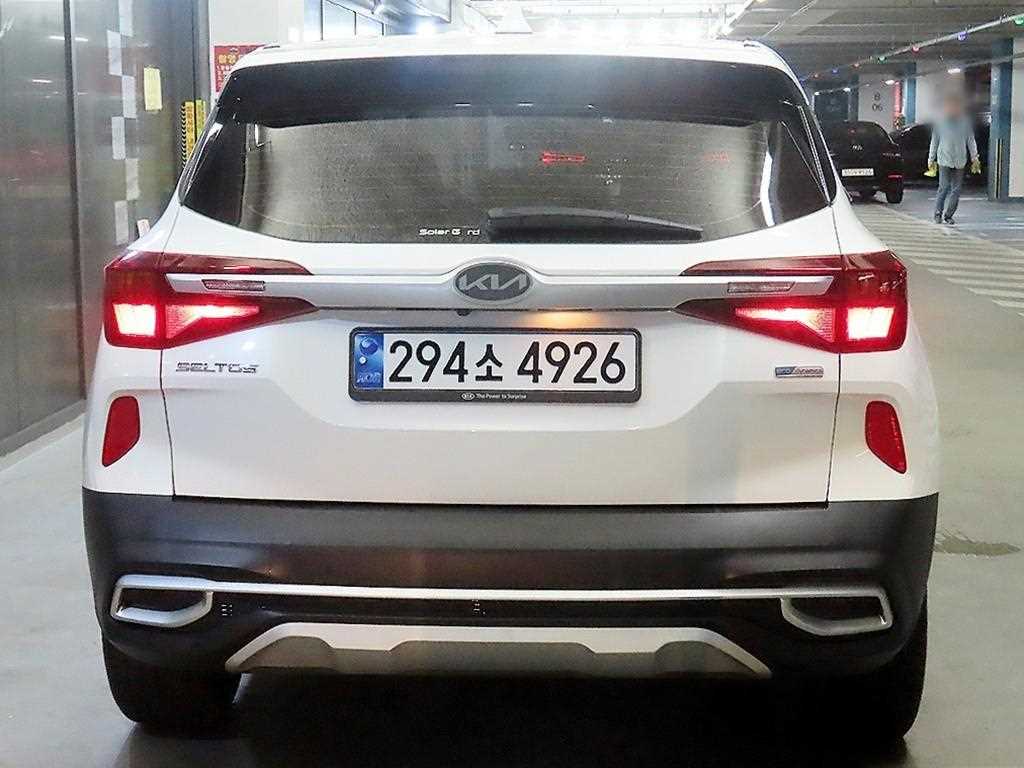 KIA Seltos - Vista 5