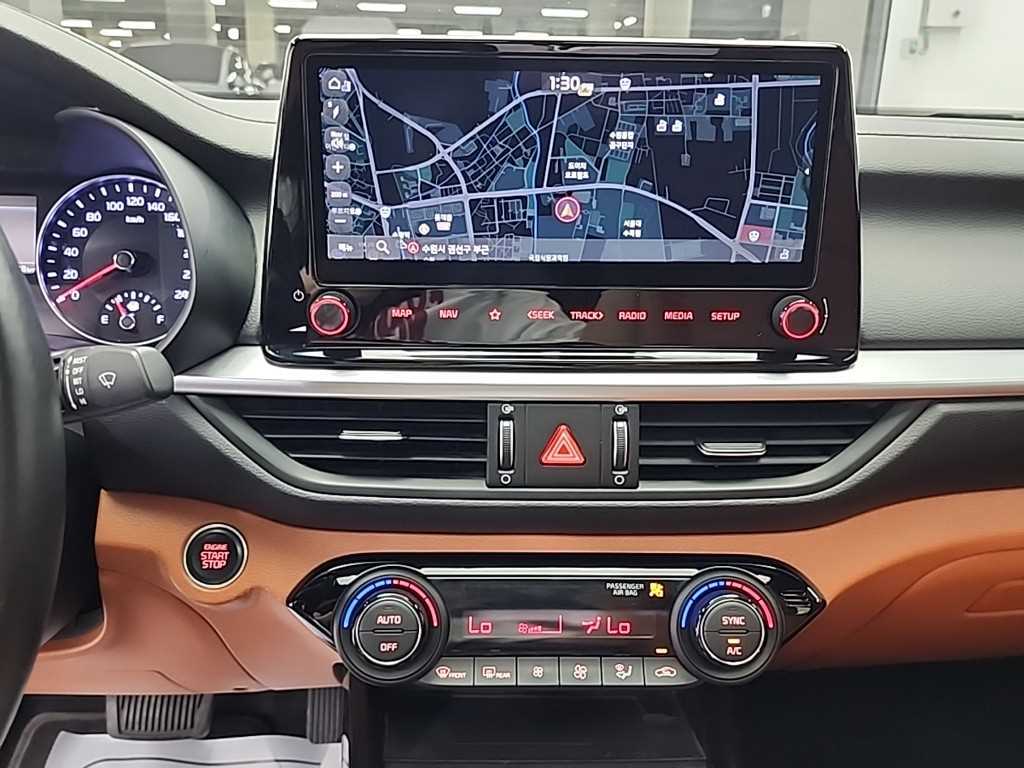 KIA K3 - Vista 10