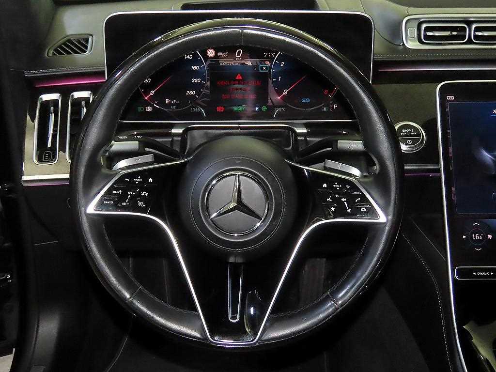 Mercedes Benz S Class - Vista 8