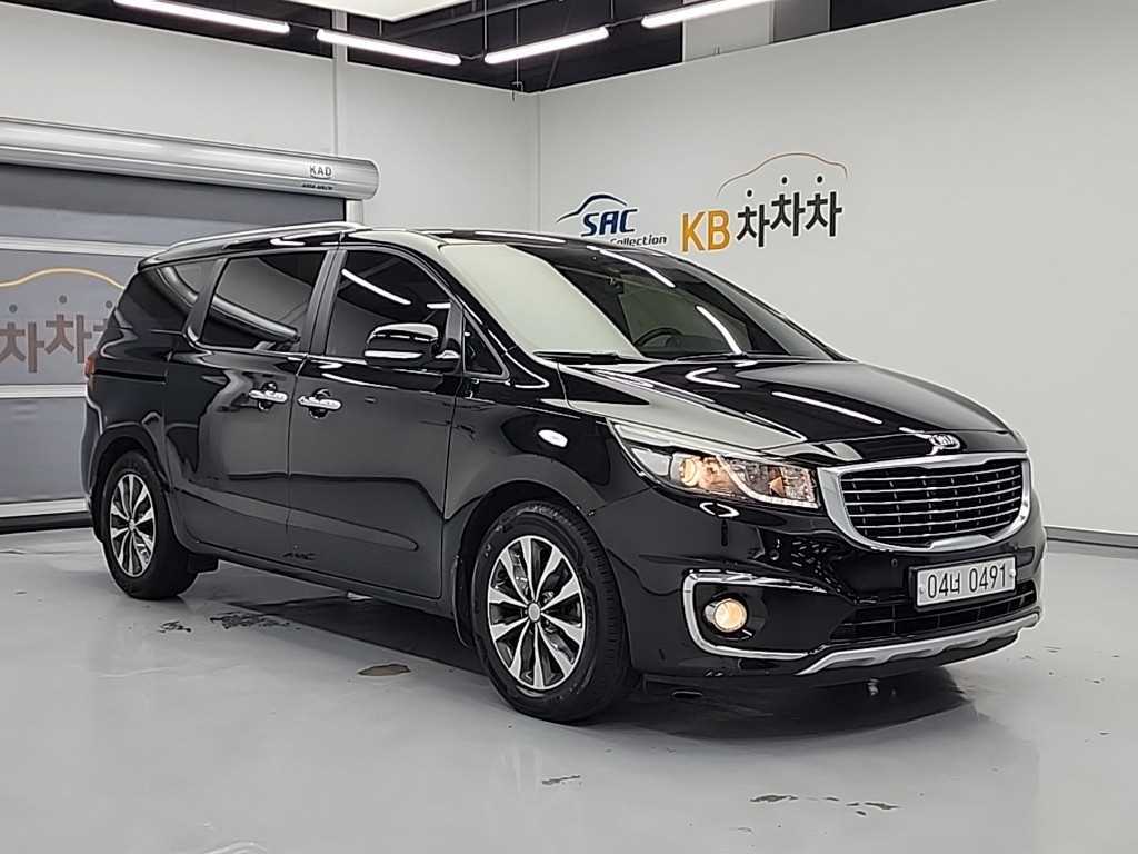 KIA Carnival - Vista 4
