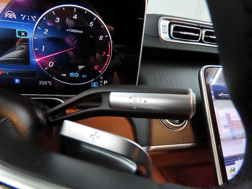 Mercedes Benz S Class - Vista 10