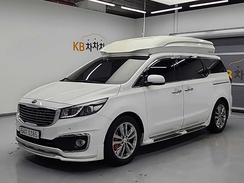 KIA Carnival 2016 Blanco - Importación desde Corea - HF Imports Iquique - Foto 1