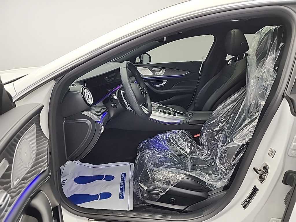 Mercedes Benz AMG GT - Vista 11