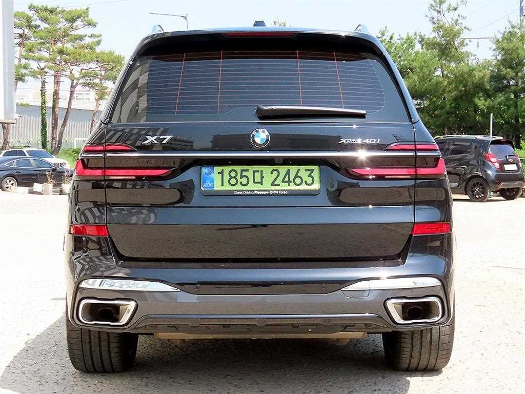BMW X7 - Vista 4