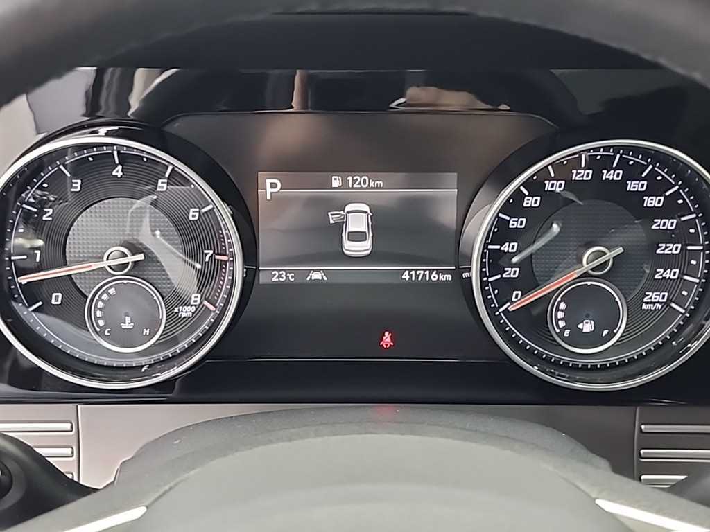 HYUNDAI Grandeur - Vista 6