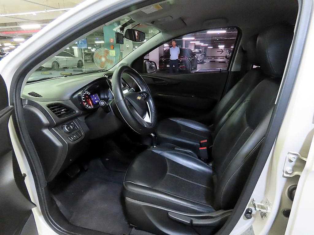Chevrolet Spark - Vista 6