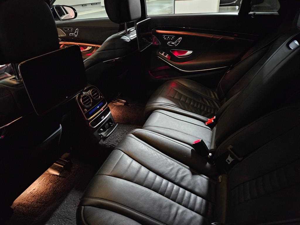 Mercedes Benz S Class - Vista 6