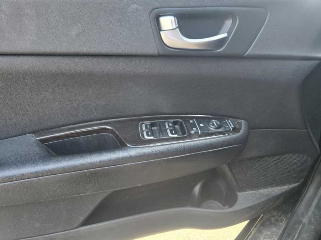 KIA K5 - Vista 6