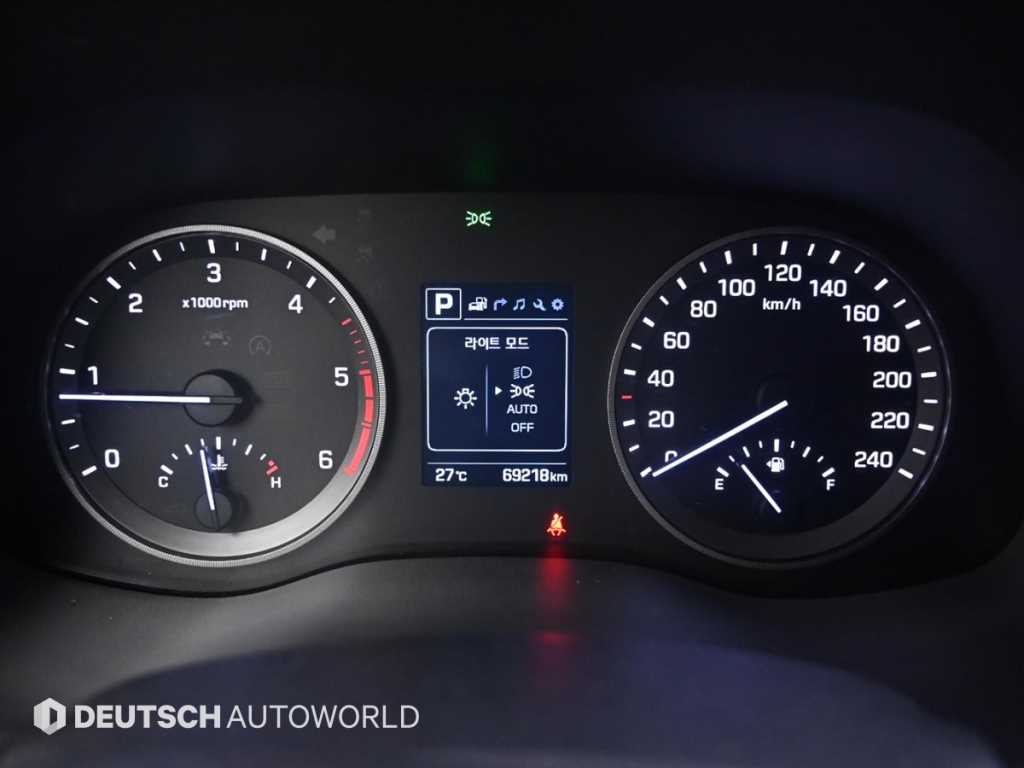 HYUNDAI Tucson - Vista 8