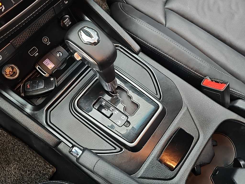 Ssangyong Rexton - Vista 8