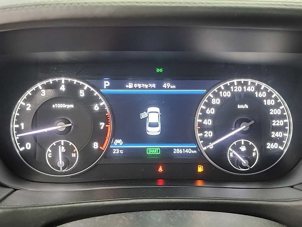 Genesis EQ900 - Vista 6
