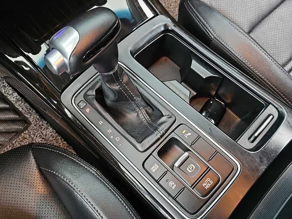 KIA Sorento - Vista 8