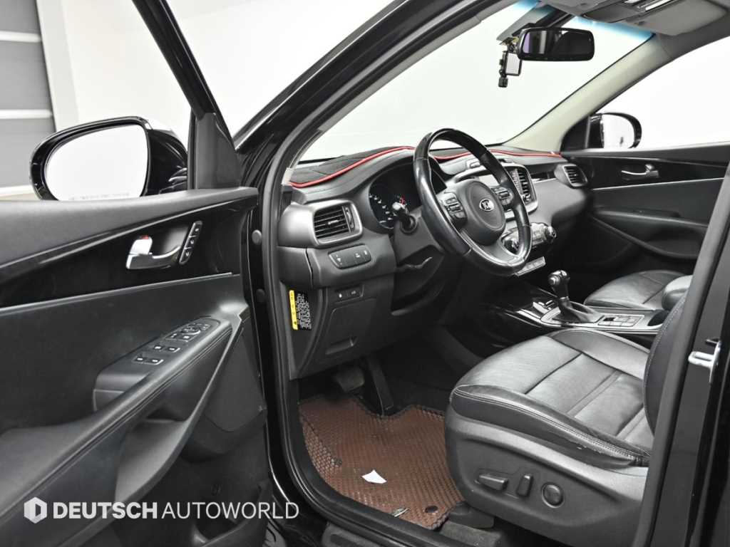 KIA Sorento - Vista 11