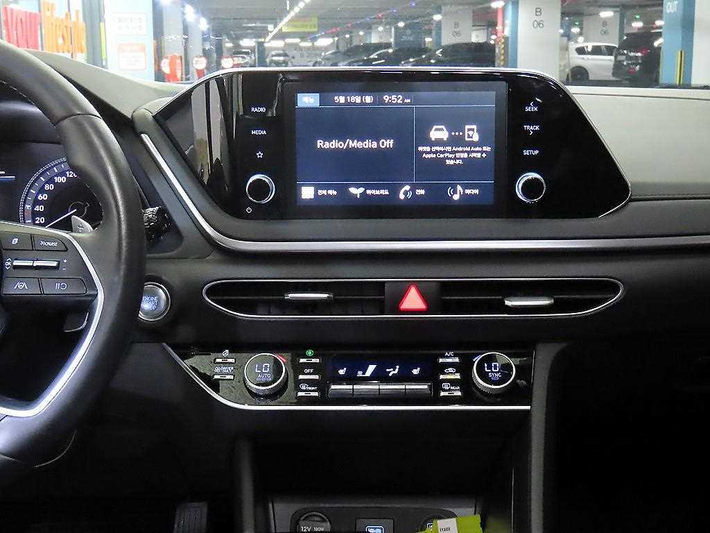HYUNDAI Sonata - Vista 11