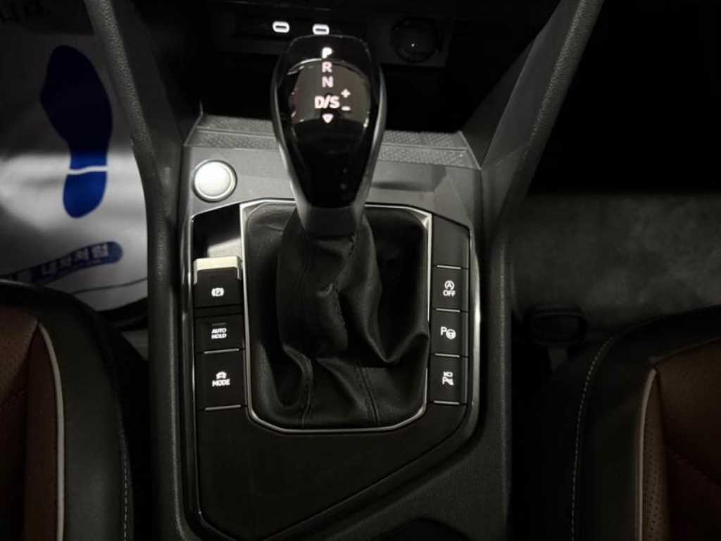 Volkswagen Tiguan - Vista 12