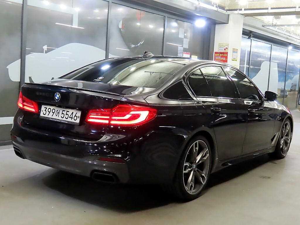 BMW 5 Series - Vista 4