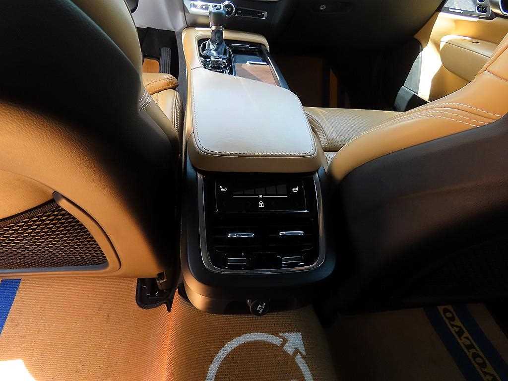 Volvo S90 2020 Negro - Importación desde Corea - HF Imports Iquique - Foto 16