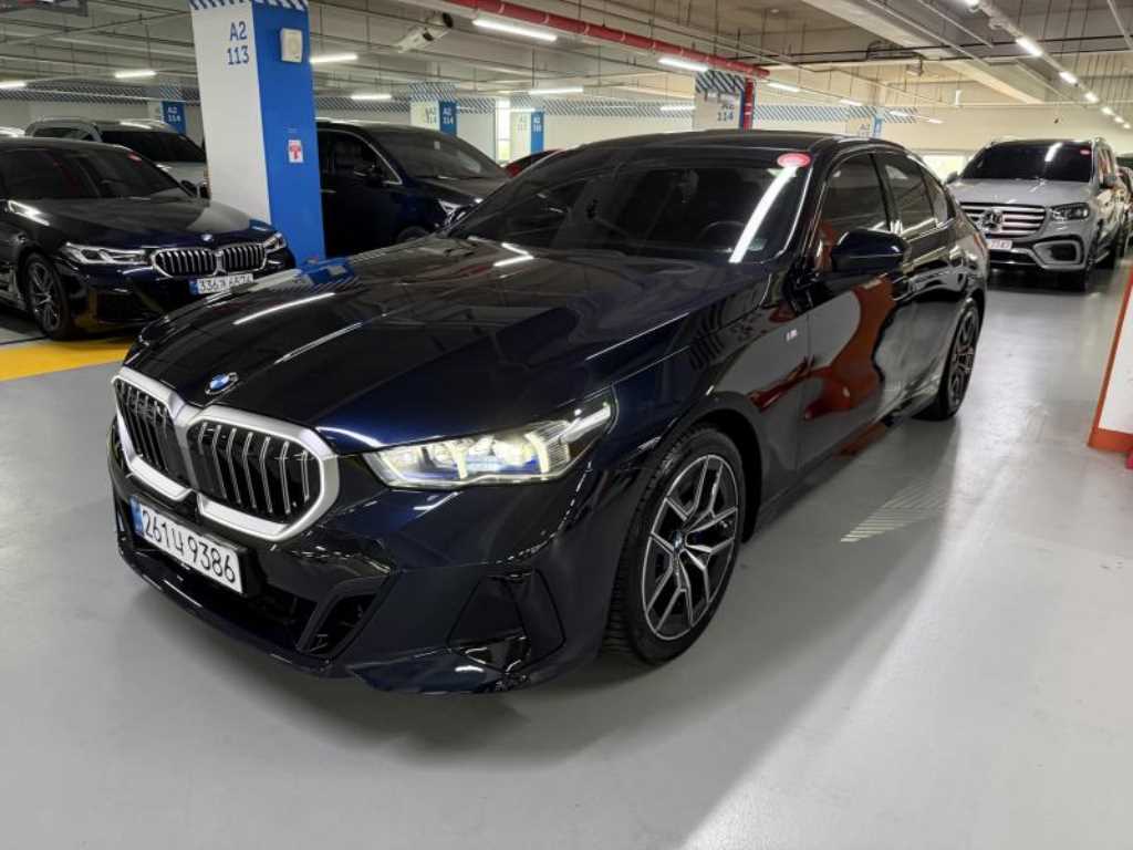 BMW 5 Series - Vista 2