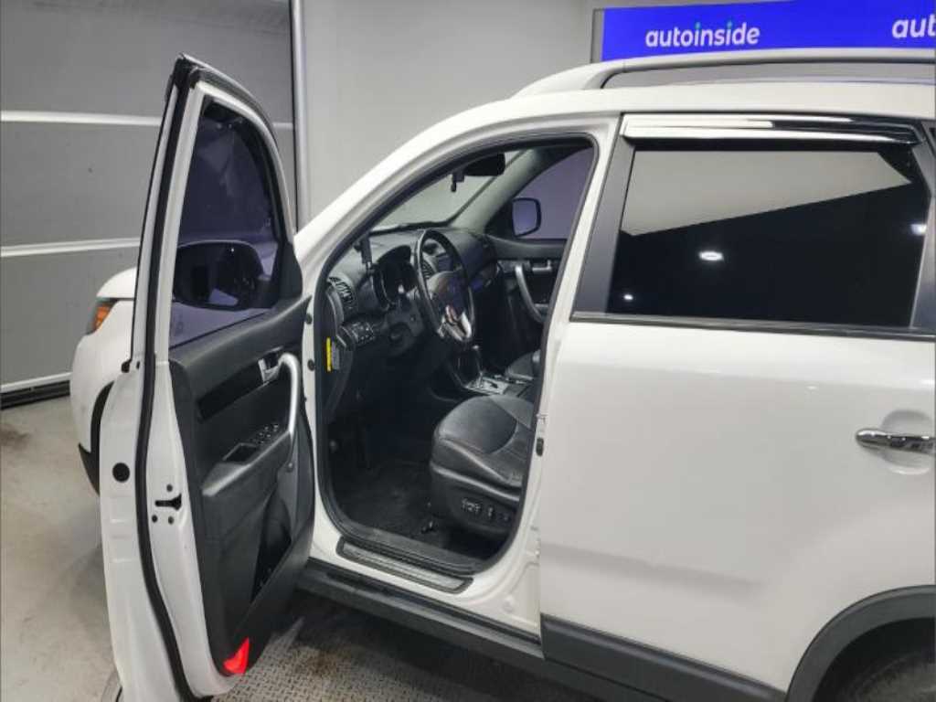 KIA Sorento - Vista 4