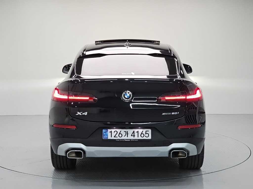 BMW X4 - Vista 3