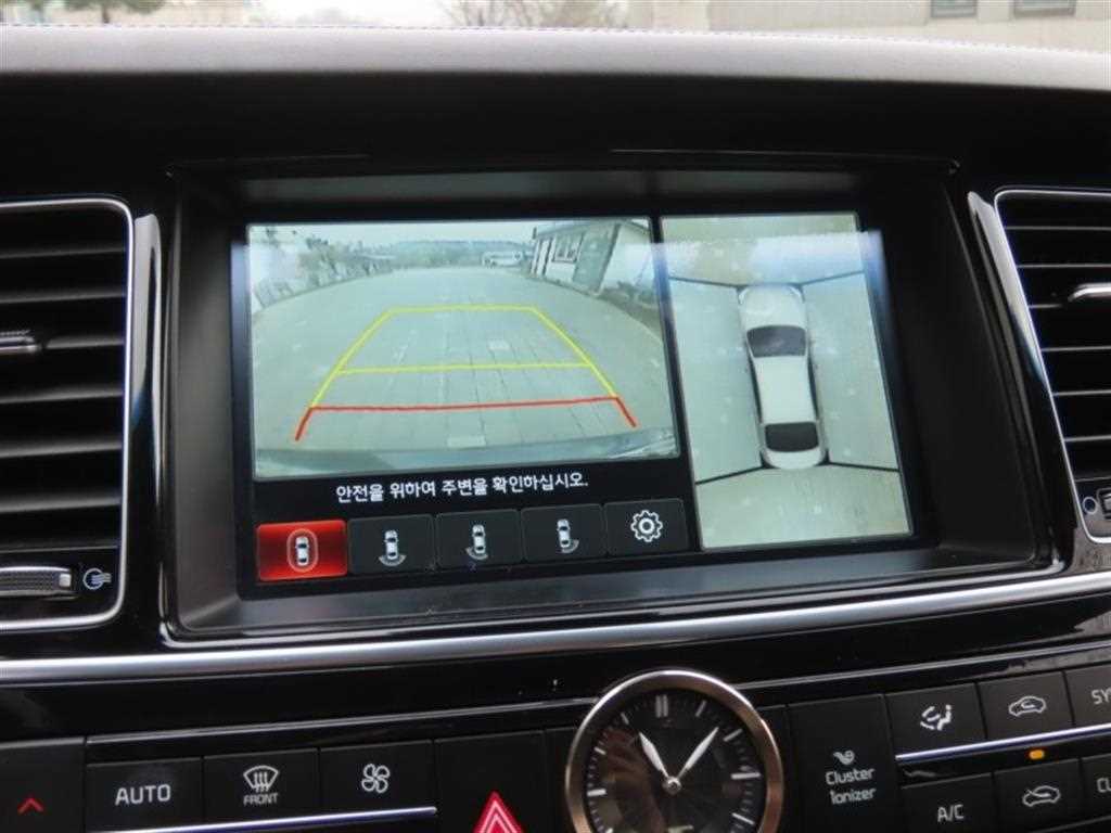 KIA K9 - Vista 10