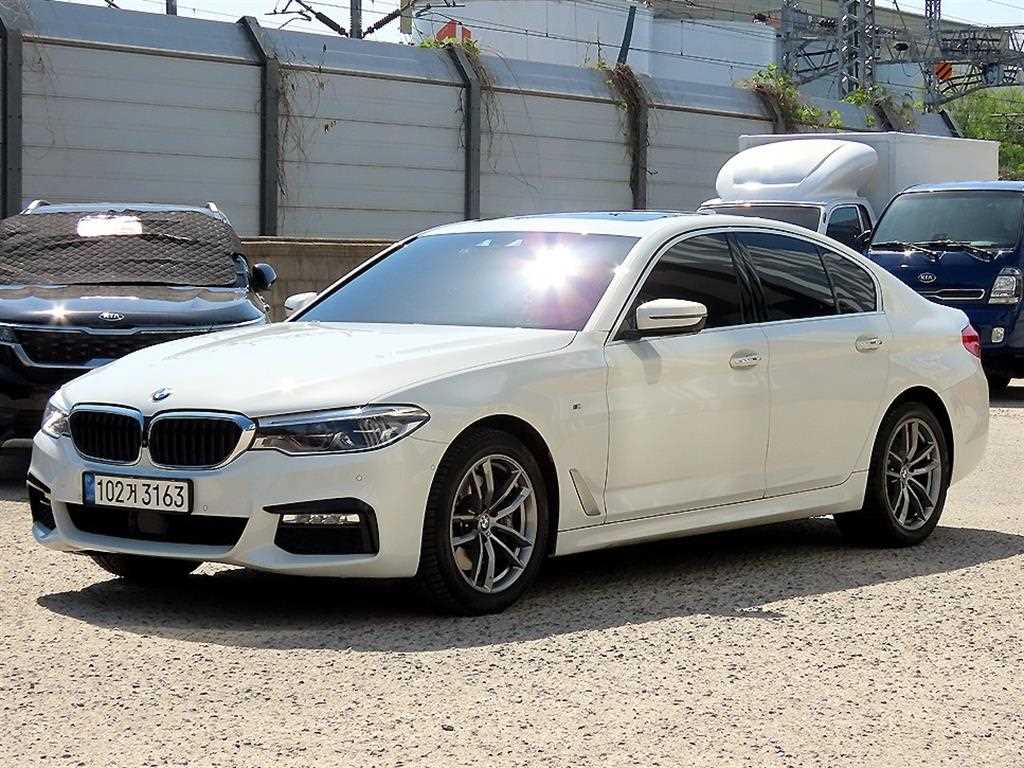 BMW 5 Series - Vista 2