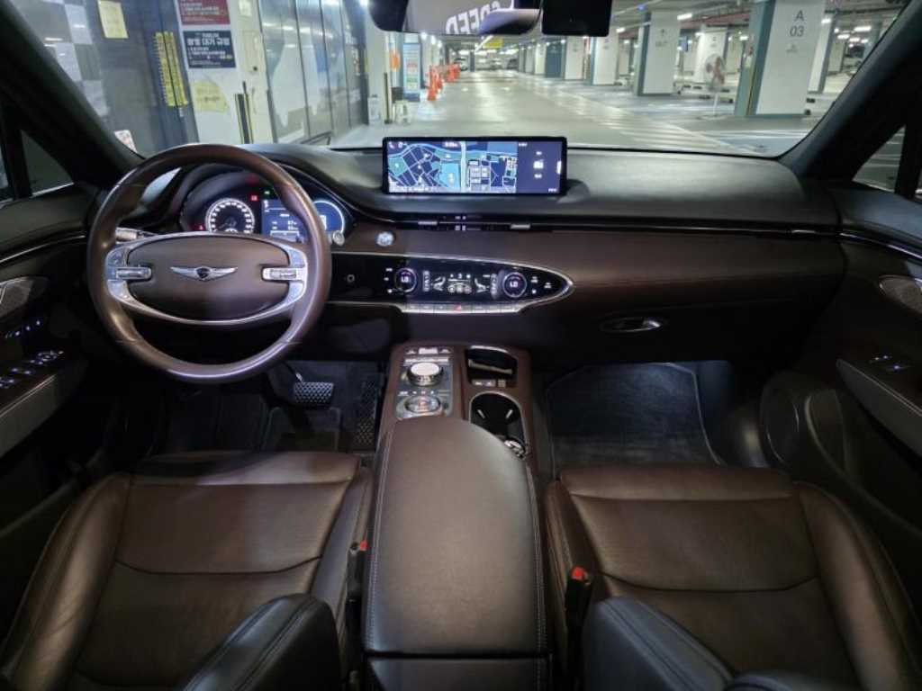 Genesis GV70 - Vista 10