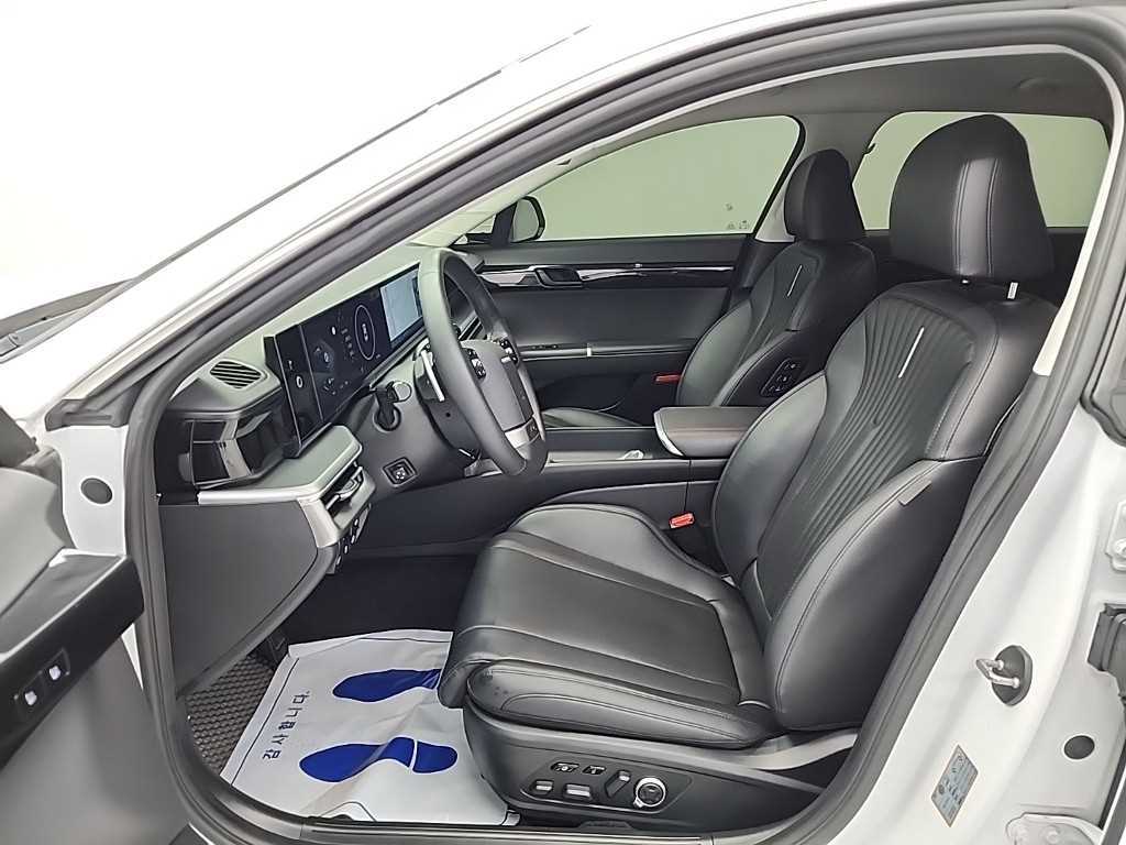 HYUNDAI Grandeur - Vista 11
