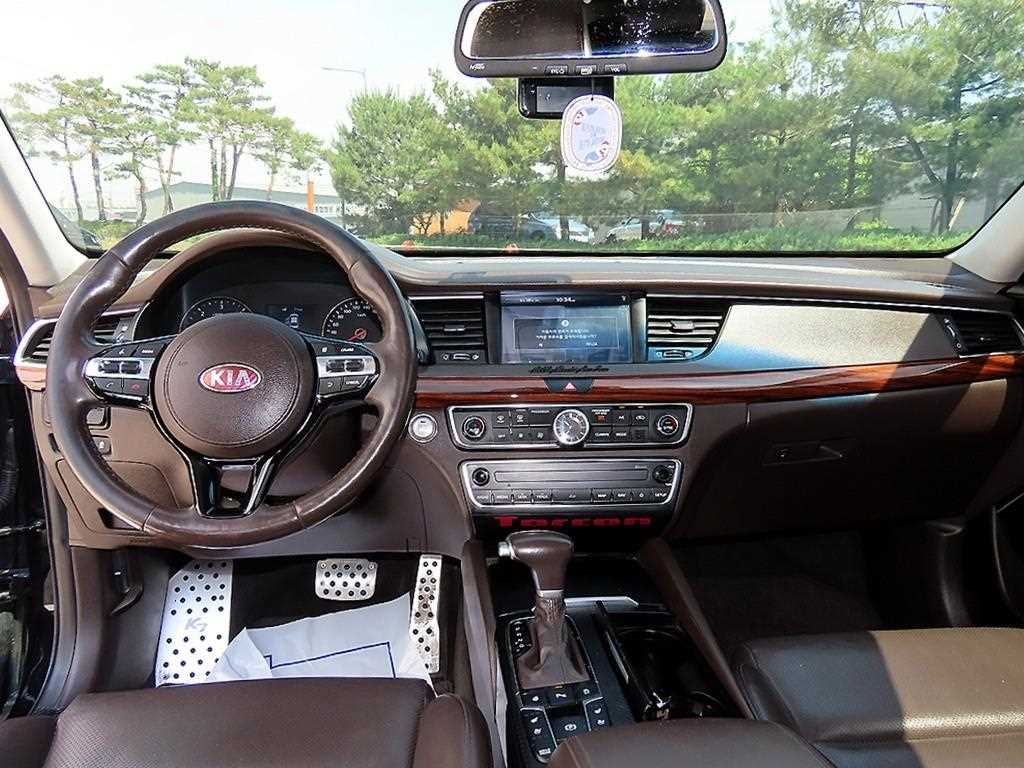 KIA K7 - Vista 7