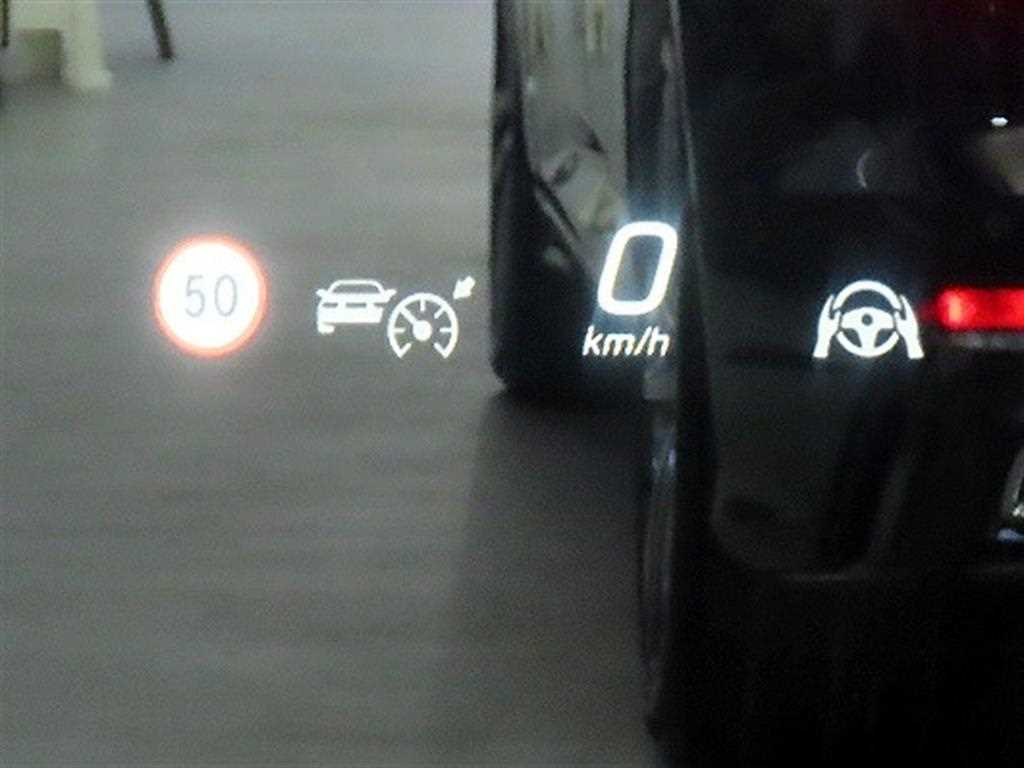 Mercedes Benz GLC Class 2023 Negro - Importación desde Corea - HF Imports Iquique - Foto 13