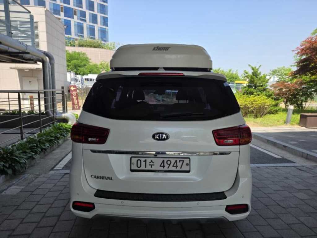 KIA Carnival - Vista 4
